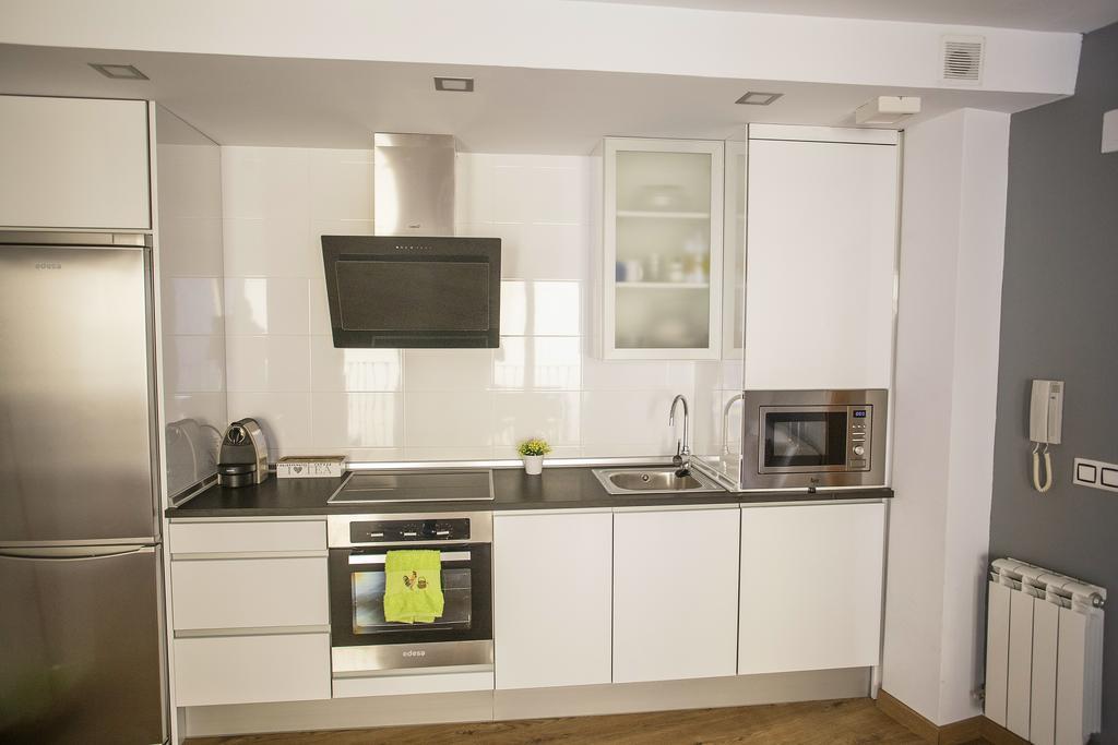 Apartamentos Amaiur 2 Эстелла Экстерьер фото
