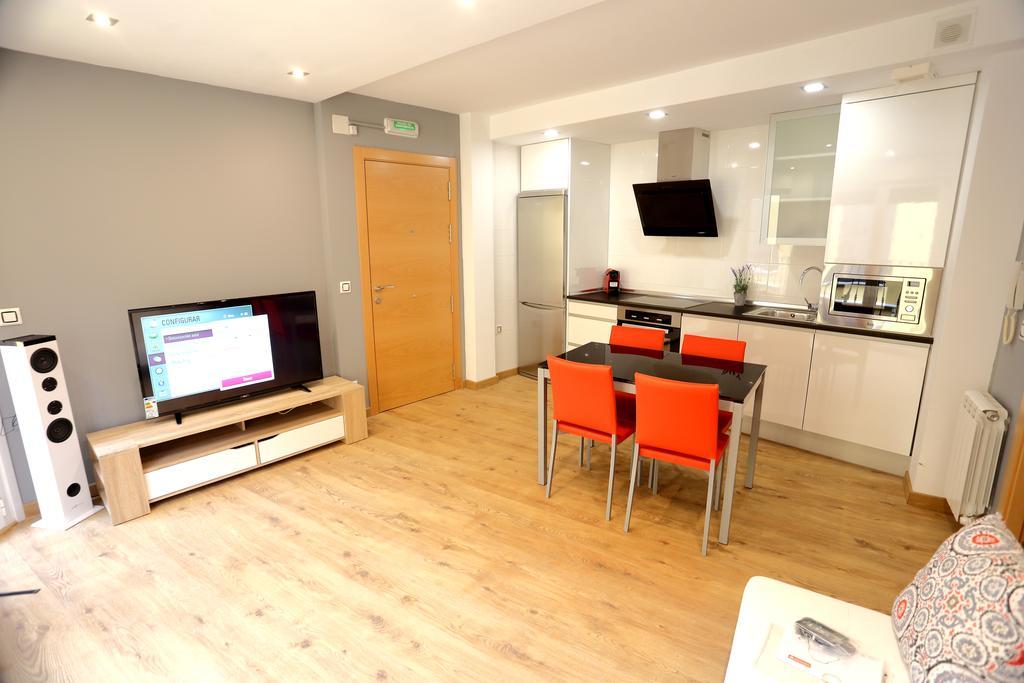 Apartamentos Amaiur 2 Эстелла Экстерьер фото